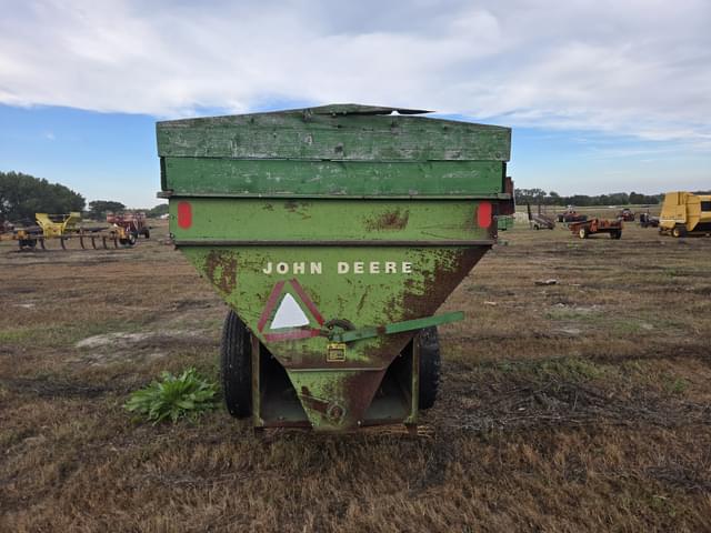 Image of John Deere 310 equipment image 4