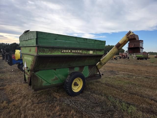 Image of John Deere 310 equipment image 3