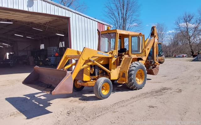Image of John Deere 310 equipment image 2