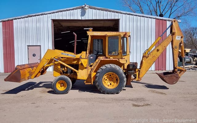 Image of John Deere 310 equipment image 1