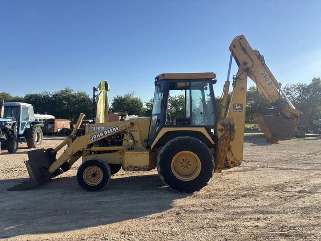 Image of John Deere 310D equipment image 4