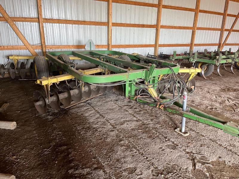 Image of John Deere 310 Primary image