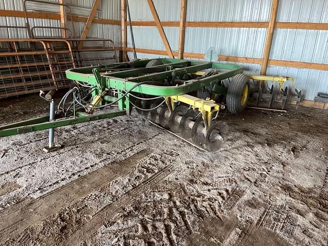 Image of John Deere 310 equipment image 1