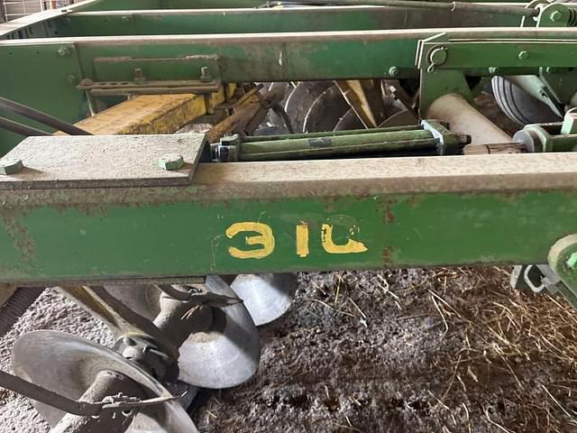 Image of John Deere 310 equipment image 4