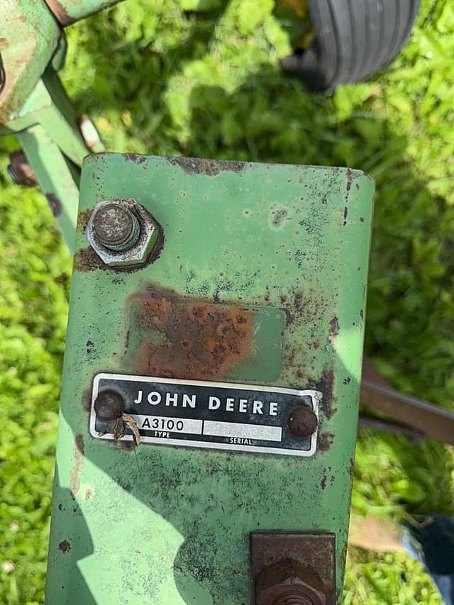 Image of John Deere 3100 equipment image 3
