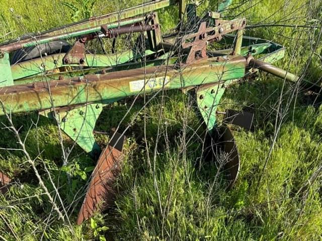Image of John Deere 3100 equipment image 3