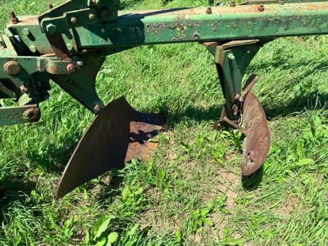 Image of John Deere 3100 equipment image 3