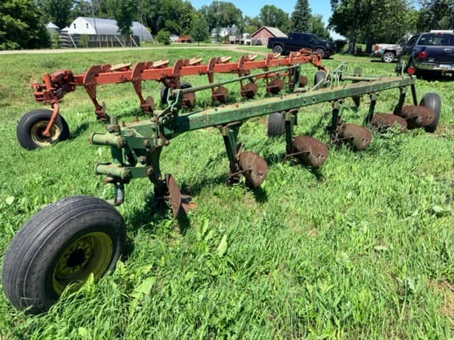 Image of John Deere 3100 equipment image 2