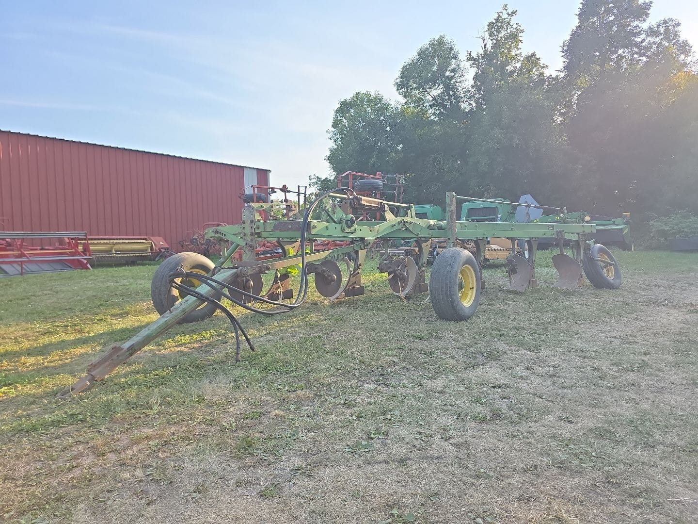 John Deere 3100 Equipment Image0