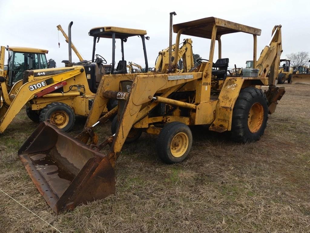 John Deere 310A Equipment Image0
