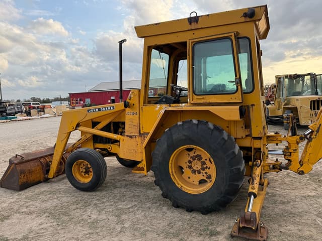 Image of John Deere 310A equipment image 2