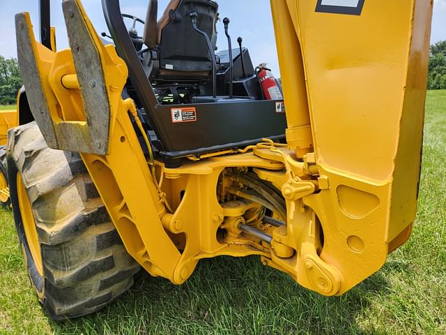 Image of John Deere 310E equipment image 4
