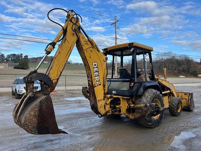 Image of John Deere 310E equipment image 4