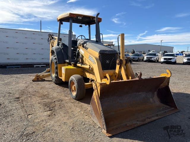 Image of John Deere 310G equipment image 2