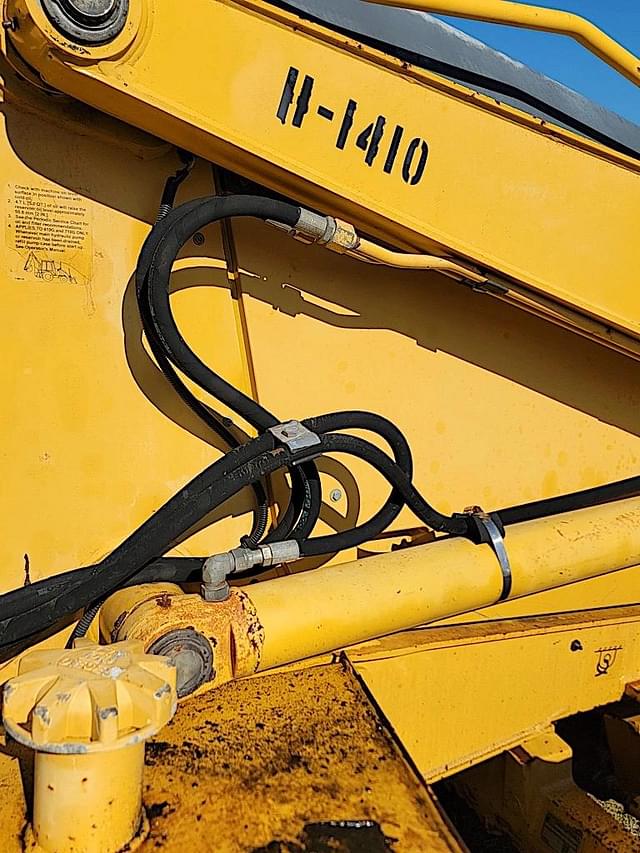 Image of John Deere 310G equipment image 4