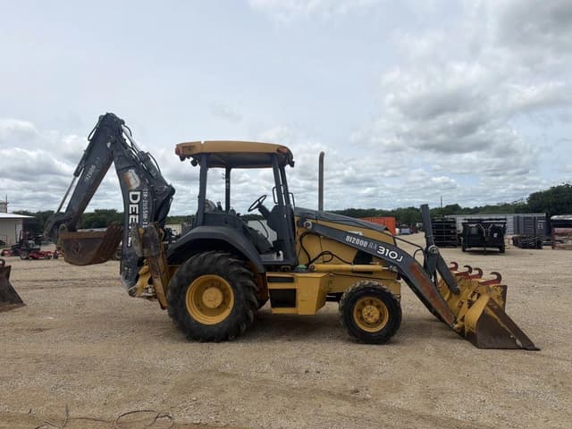 Image of John Deere 310J equipment image 4