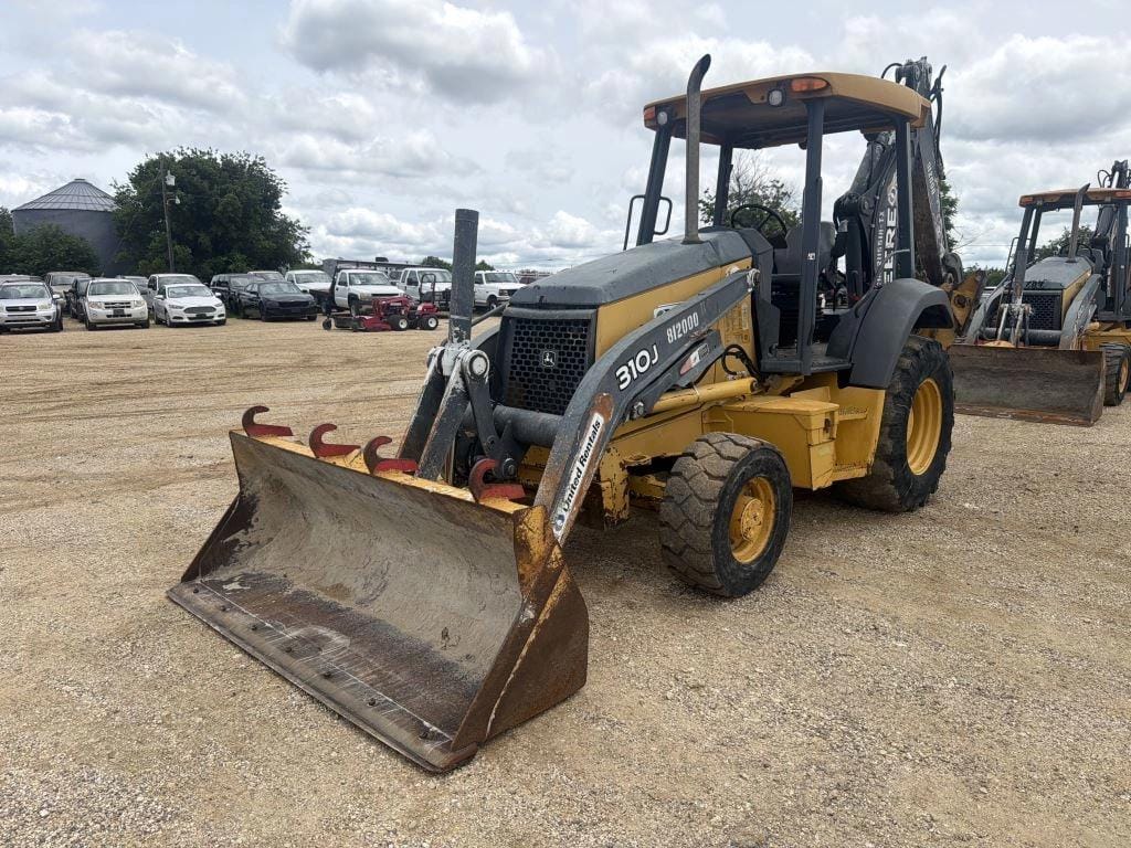 John Deere 310J Equipment Image0