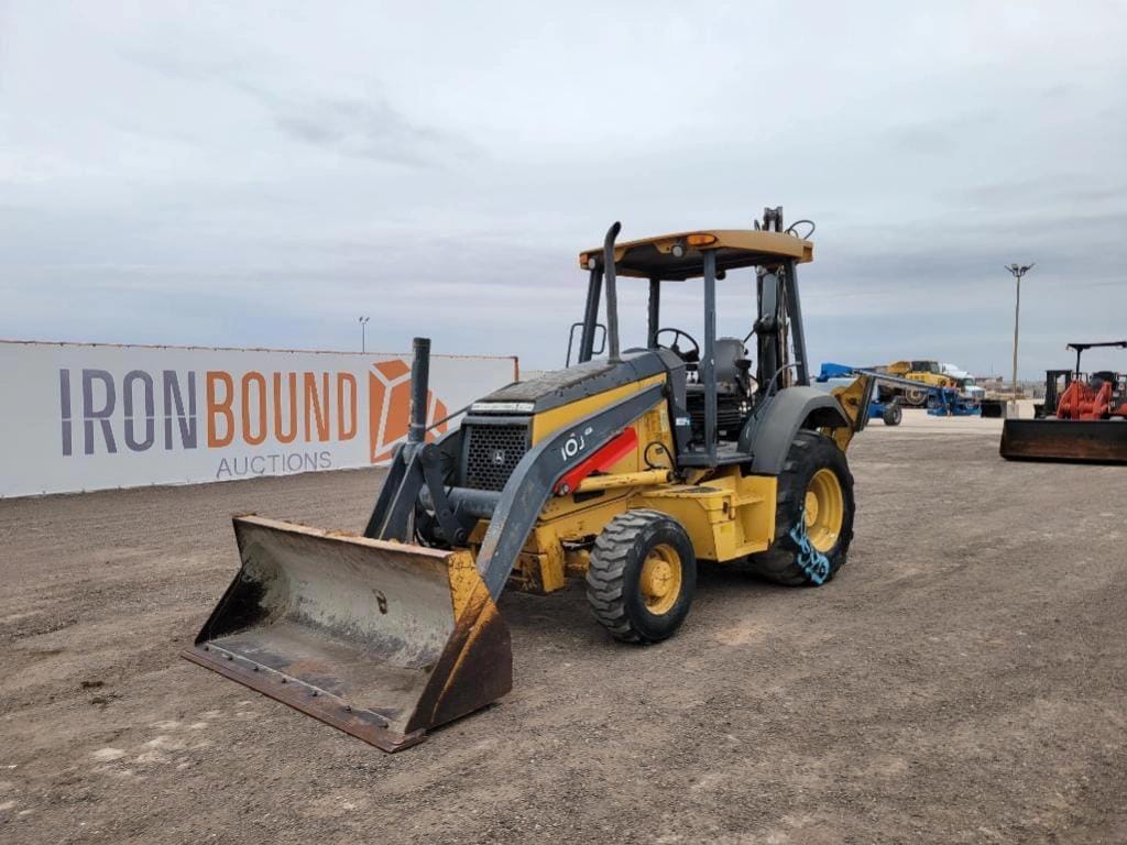 John Deere 310J Equipment Image0