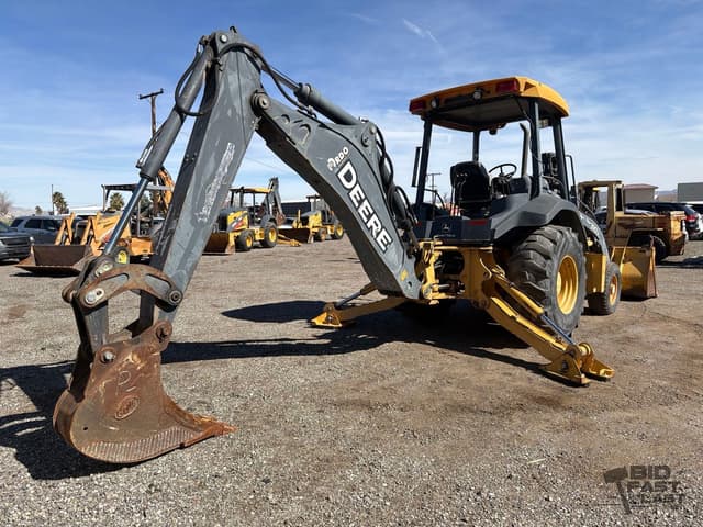 Image of John Deere 310J equipment image 4