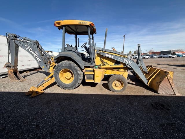 Image of John Deere 310J equipment image 3