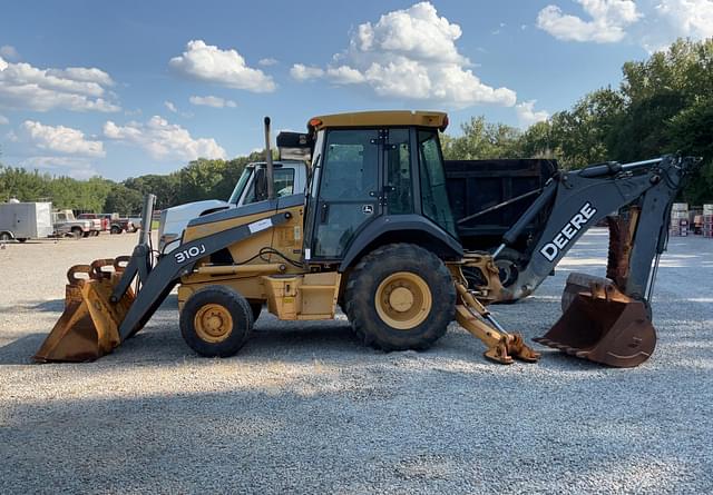 Image of John Deere 310J equipment image 1