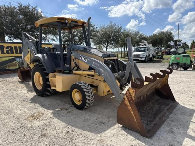Image of John Deere 310J equipment image 4
