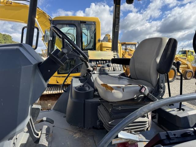 Image of John Deere 310K equipment image 4