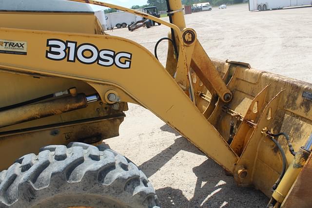Image of John Deere 310SG equipment image 4