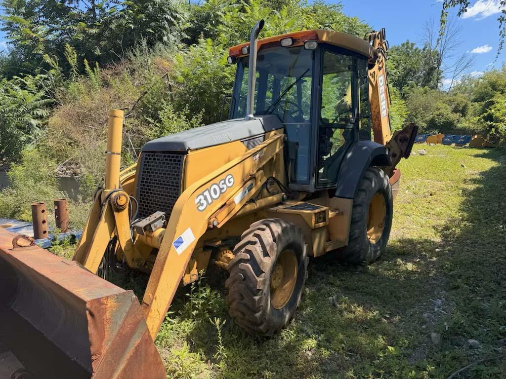 Image of John Deere 310SG Primary image