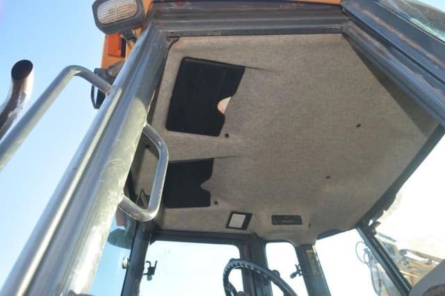 Image of John Deere 310SG equipment image 4