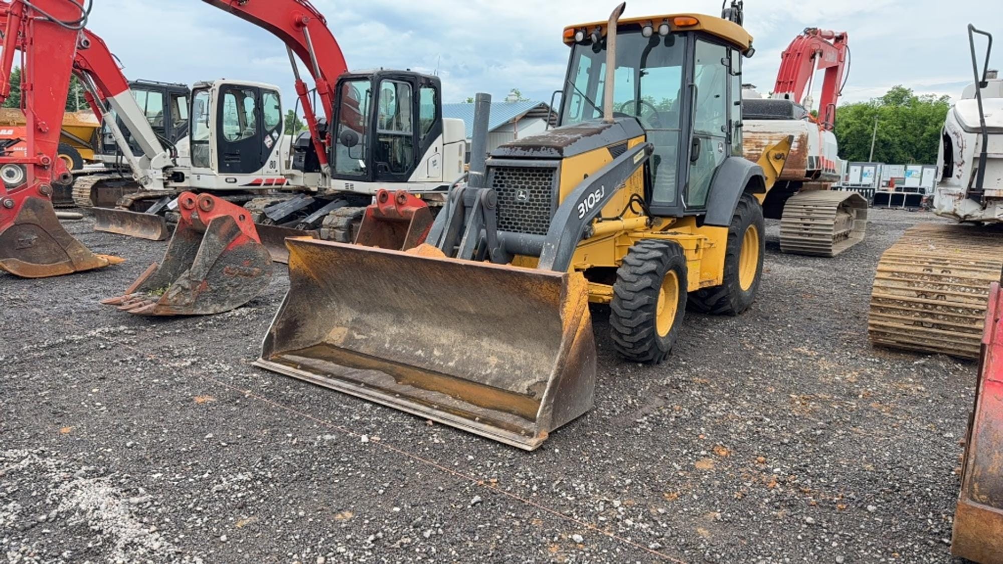 John Deere 310SJ Equipment Image0