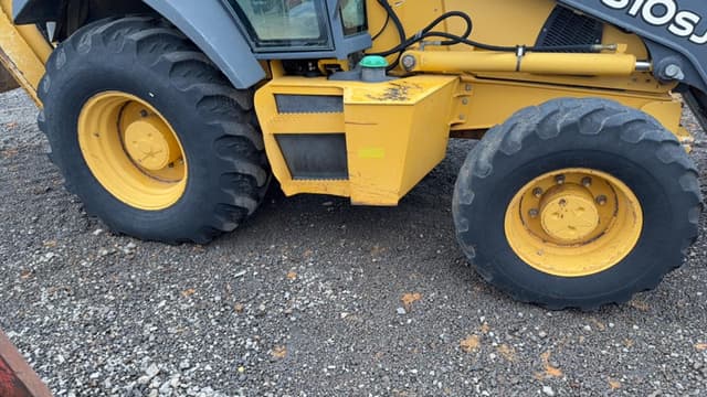 Image of John Deere 310SJ equipment image 4