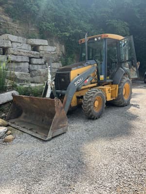 John Deere 310SJ Image