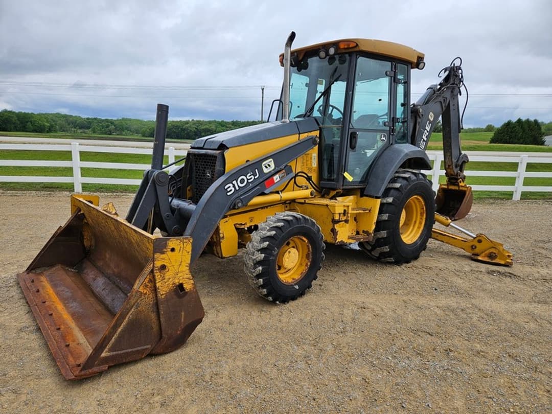 Image of John Deere 310SJ Primary image