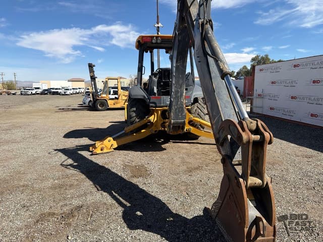 Image of John Deere 310SL equipment image 4