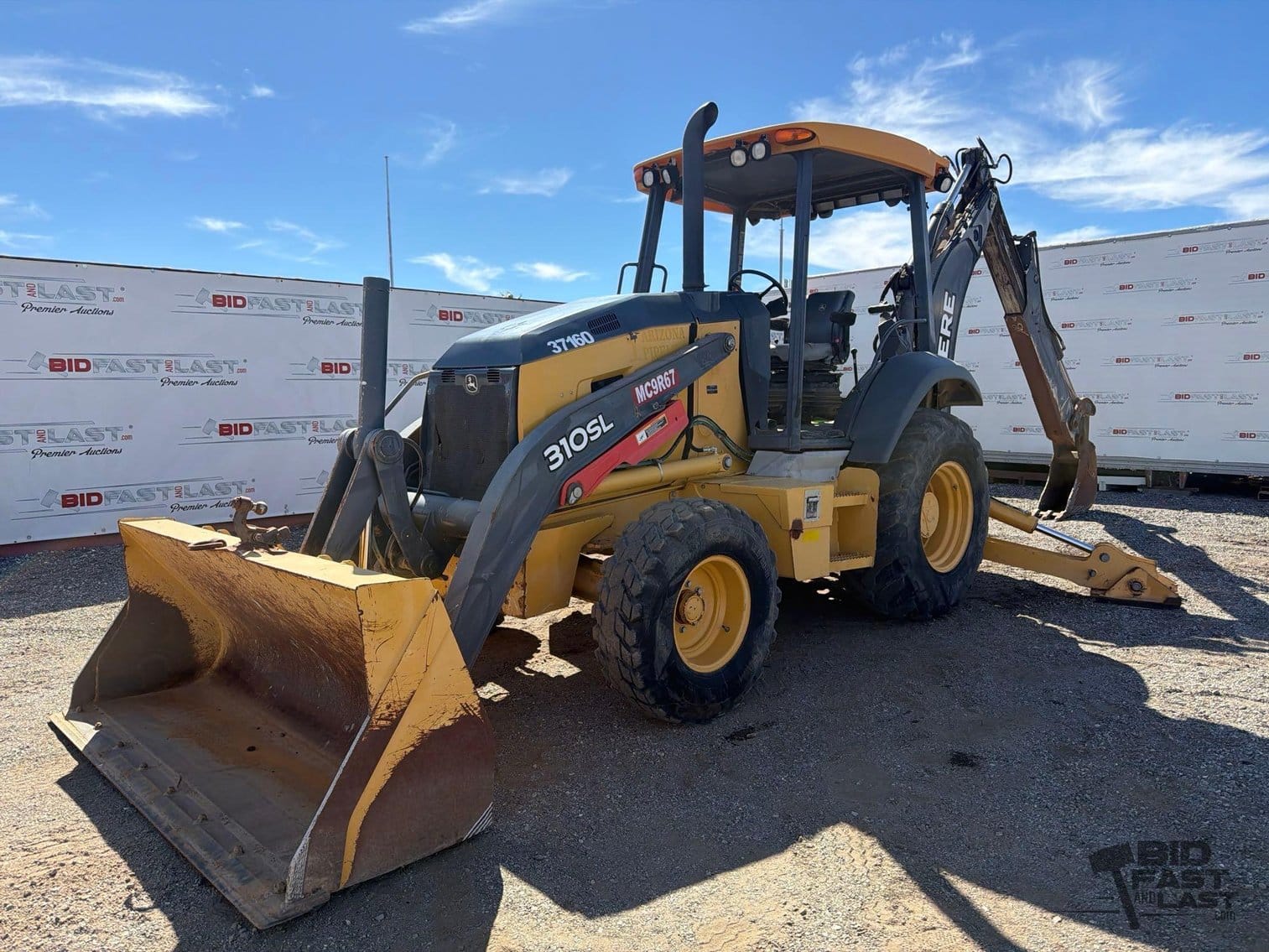 John Deere 310SL Equipment Image0