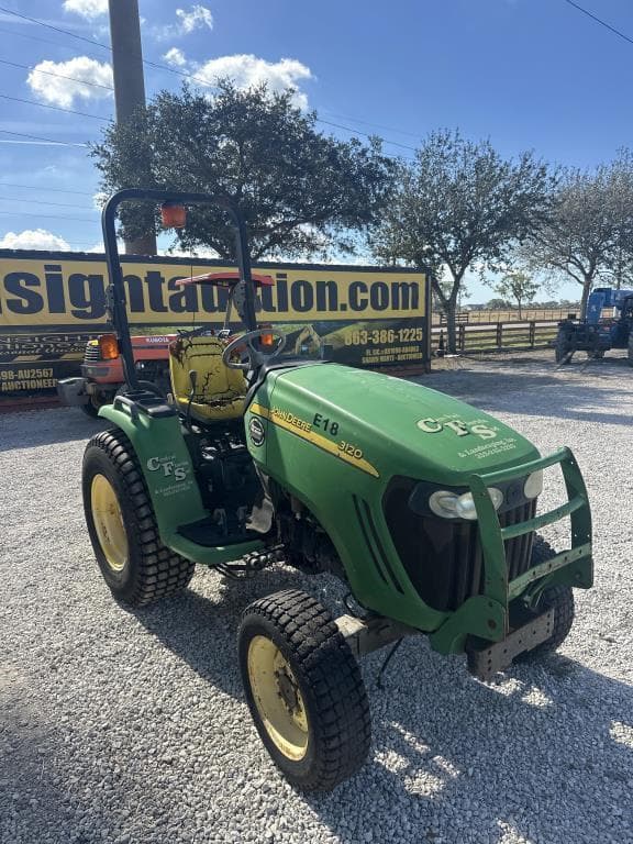 Image of John Deere 3120 equipment image 4