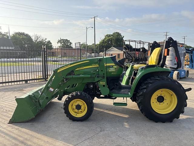 Image of John Deere 3120 equipment image 1