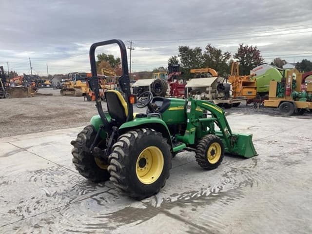 Image of John Deere 3120 equipment image 3
