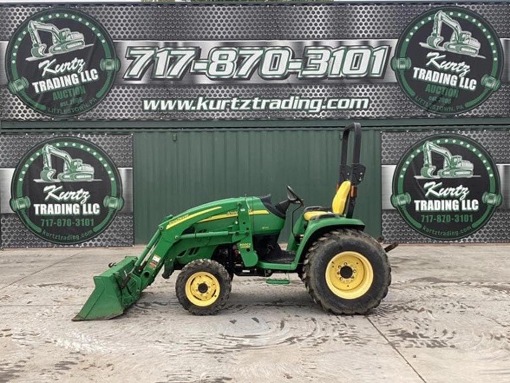 Image of John Deere 3120 Primary image