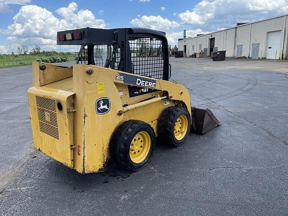 Image of John Deere 315 equipment image 3