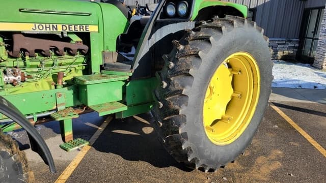 Image of John Deere 3150 equipment image 2