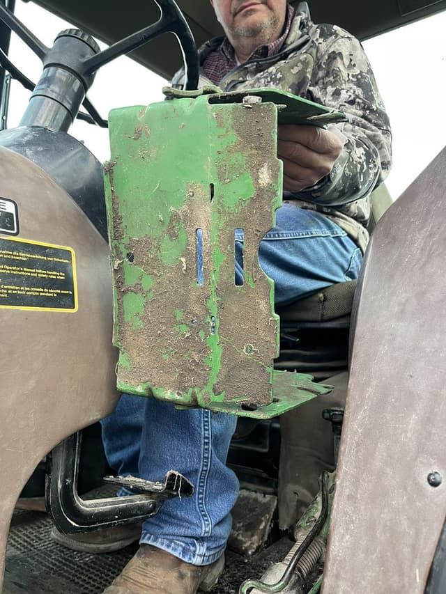 Image of John Deere 3155 equipment image 4