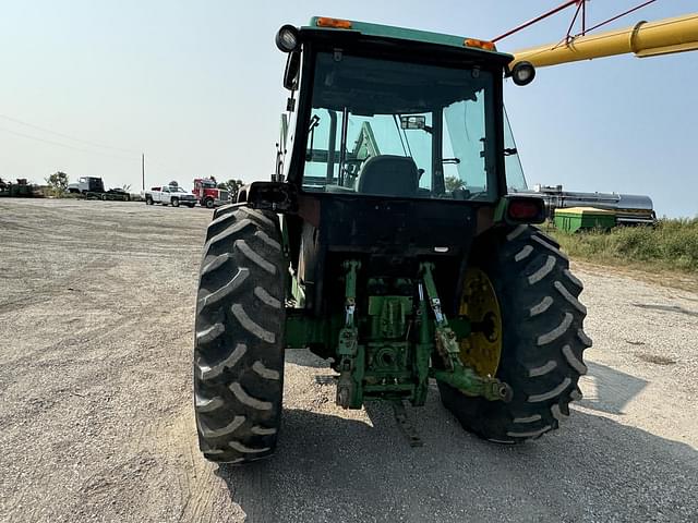 Image of John Deere 3155 equipment image 2