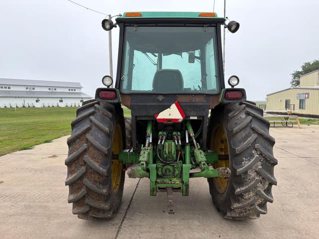 Image of John Deere 3155 equipment image 2