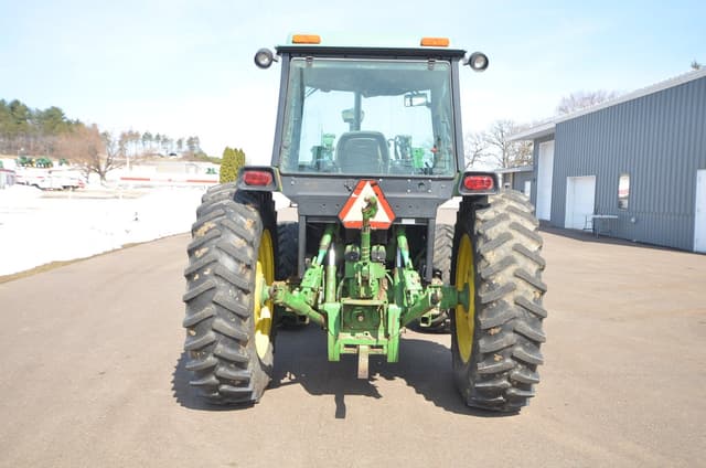 Image of John Deere 3155 equipment image 4