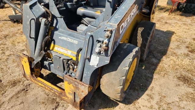 Image of John Deere 316GR equipment image 4