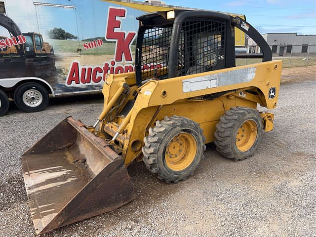 Image of John Deere 317 equipment image 3