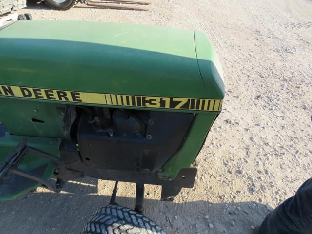 Image of John Deere 317 equipment image 1