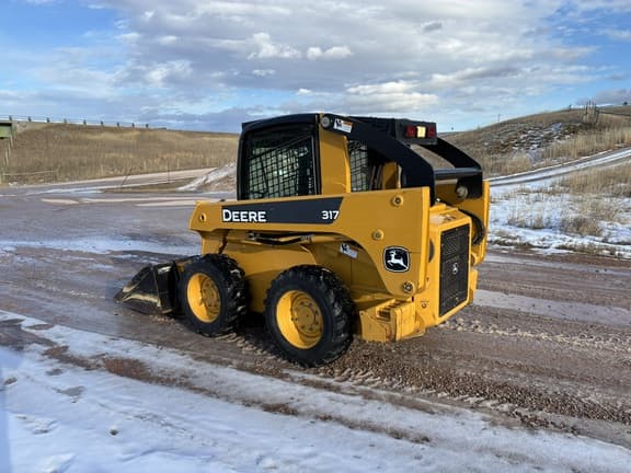 Image of John Deere 317 equipment image 2
